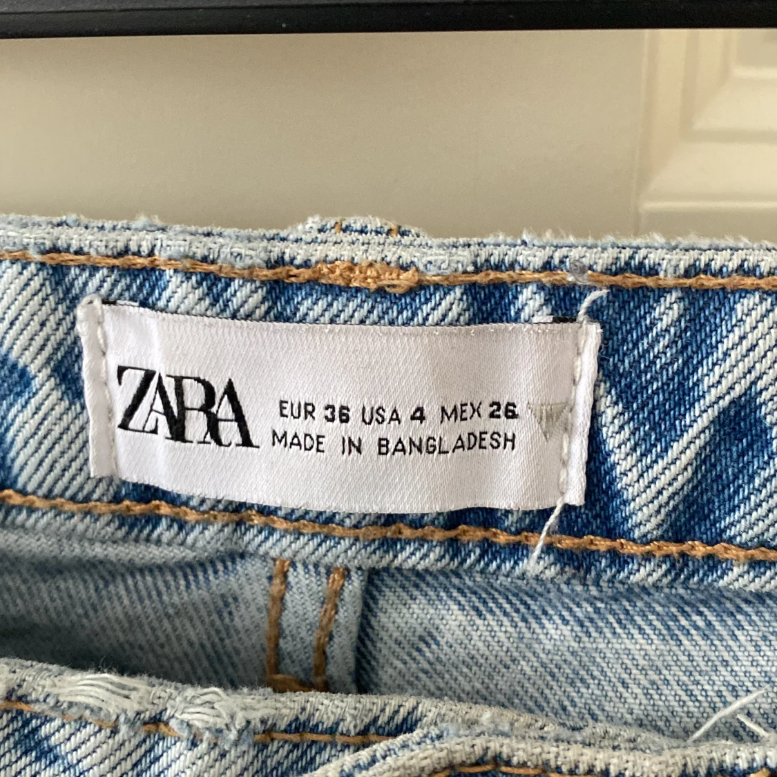 Zara mid Rise jeans  - 91