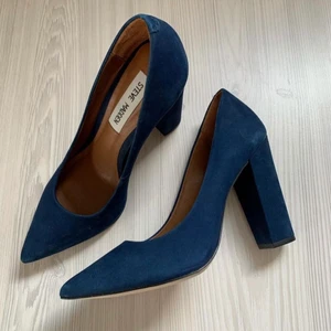 Steve madden storlek 37 - Jätte fint skick. Använda endast en kort stund. 