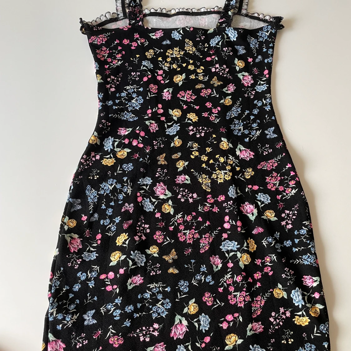 Superfin sommarklänning i strl M - 90