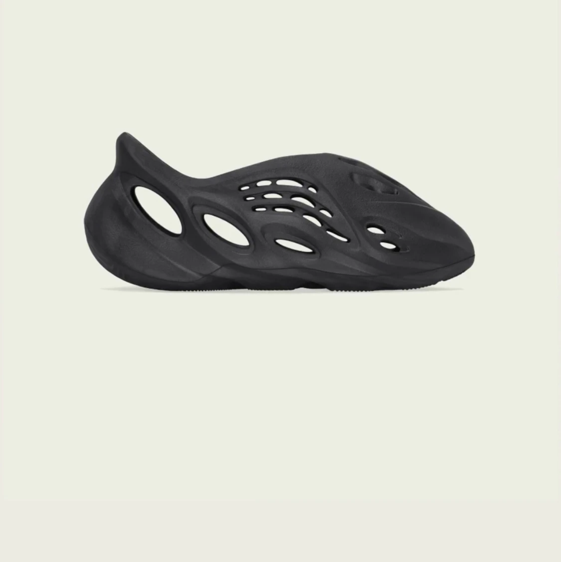 Foam runner onyx storlek 43