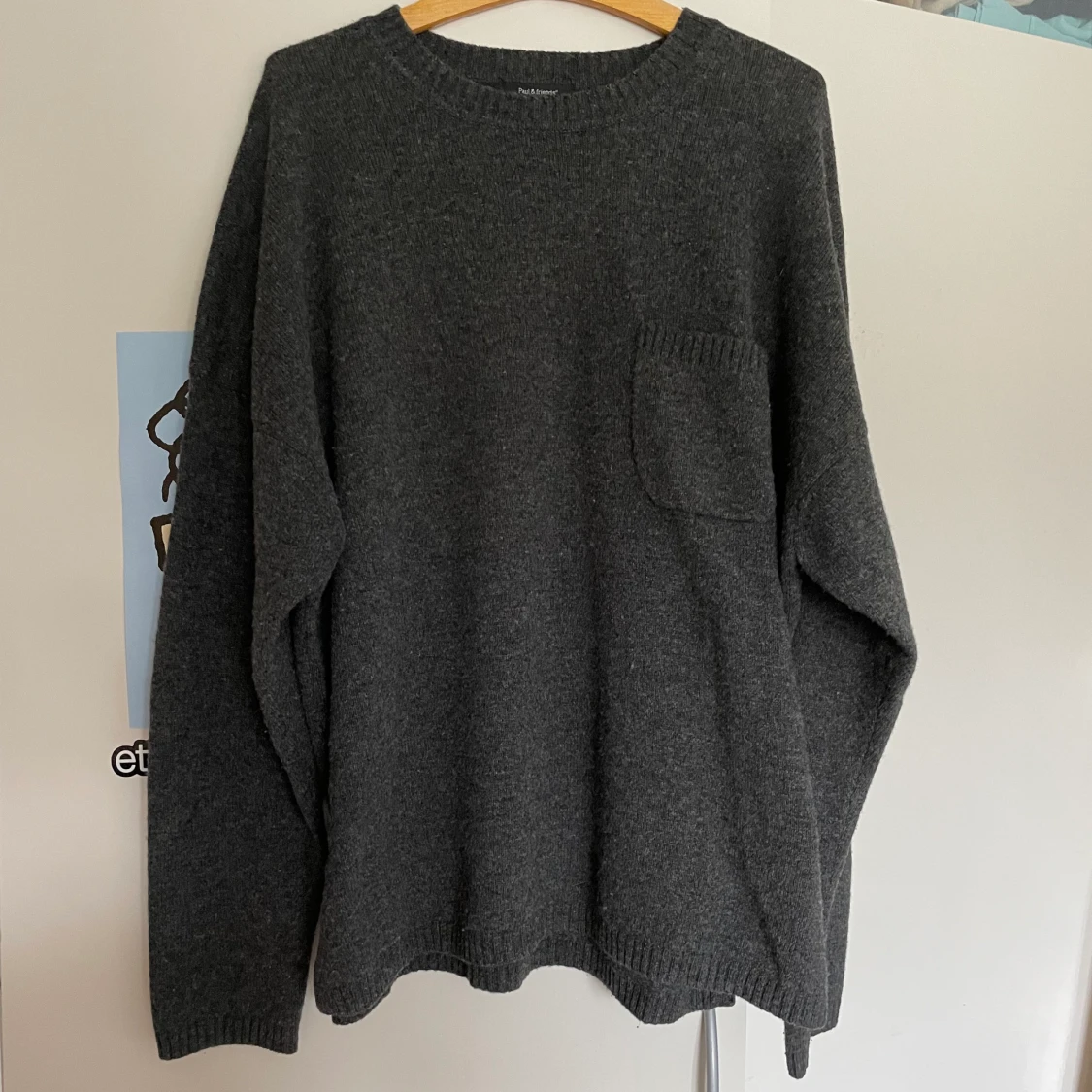 Paul and friends sweater - 90