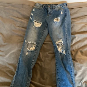 håliga jeans - Ihåliga jeans, använda.