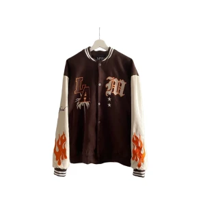 Varsity jacka - Brun varsity kacka som inte kommer till användning Storlek S 