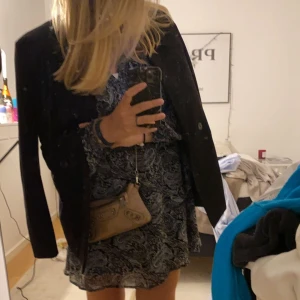Klänning ONLY - Sjukt fin klänning från ONLY🙌🏼