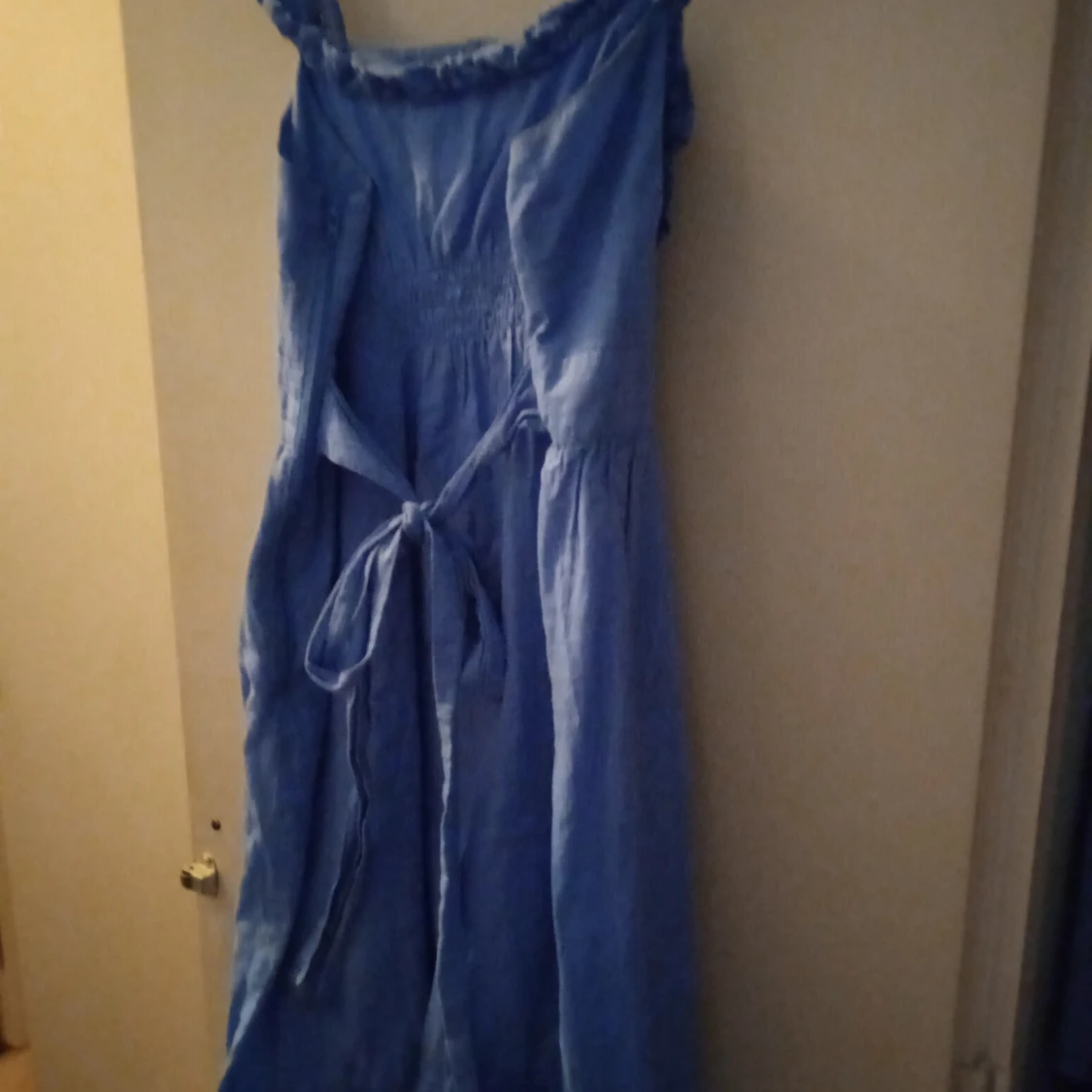 Söt blå klänning  - 91