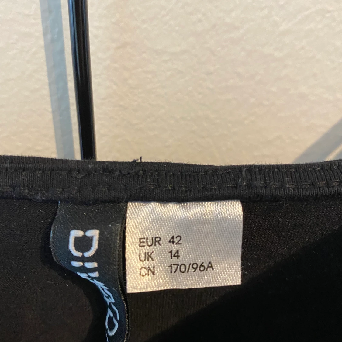 Svart klänning - 91