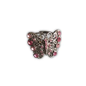 Fjärils ring🫶 - Säljer denna söta ring då den inte kommer till användning🫶 Passar mig som brukar ha runt storlek 16.8/S Hör av dig vid frågor🙌