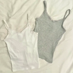 Linne - 2 linnen i barnstorlek som blivit försmå för mig. Säljs tillsammans och frakt ligger på 45kr🤍inga skador. DIREKTPRIS 250kr