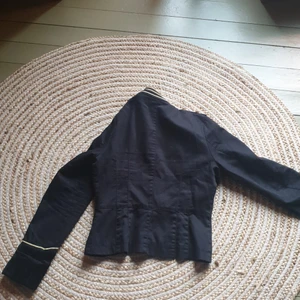 Tunn jacka/kavaj - Jacka/kavaj i storlek 34