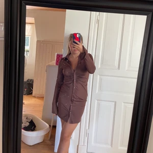 Klänning Nelly! - Säljer denna fina klänning ifrån Nelly!