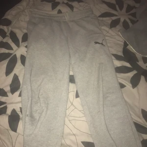 Puma mjukis byxor  - Bra skick. Kan mötas beror på vart du bor