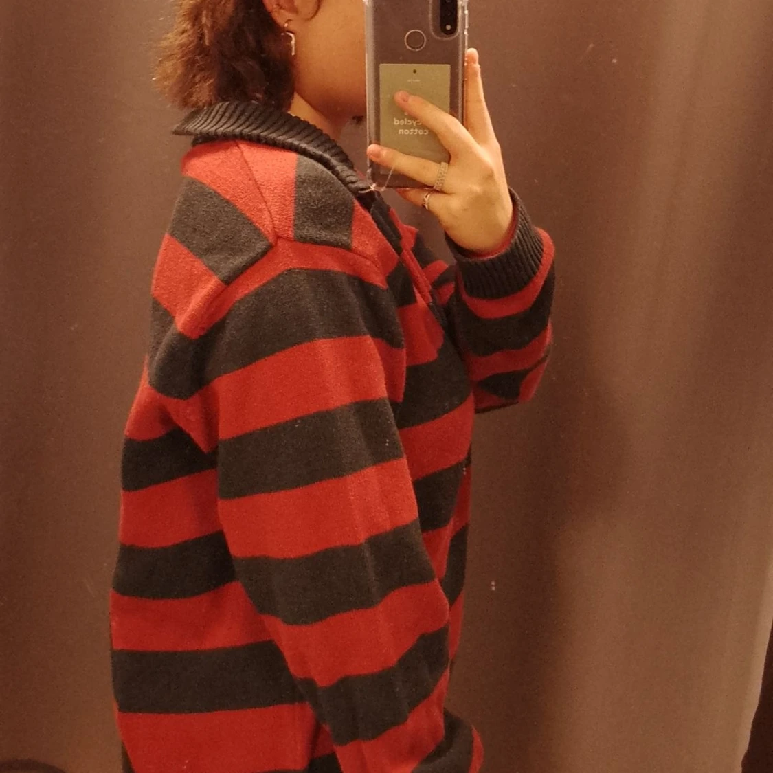 Randig stickad tröja med hög krage - 90