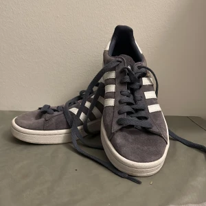 Adidas campus sneakers - Adidas campus sneakers Använda 3 gånger