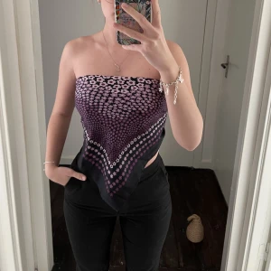 Skarf topp  - Skit snygg, passar till allt, perfekt på sommaren 