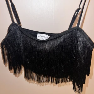 Fringe topp - Hanna Schönberg x NA-KD kollektionen.