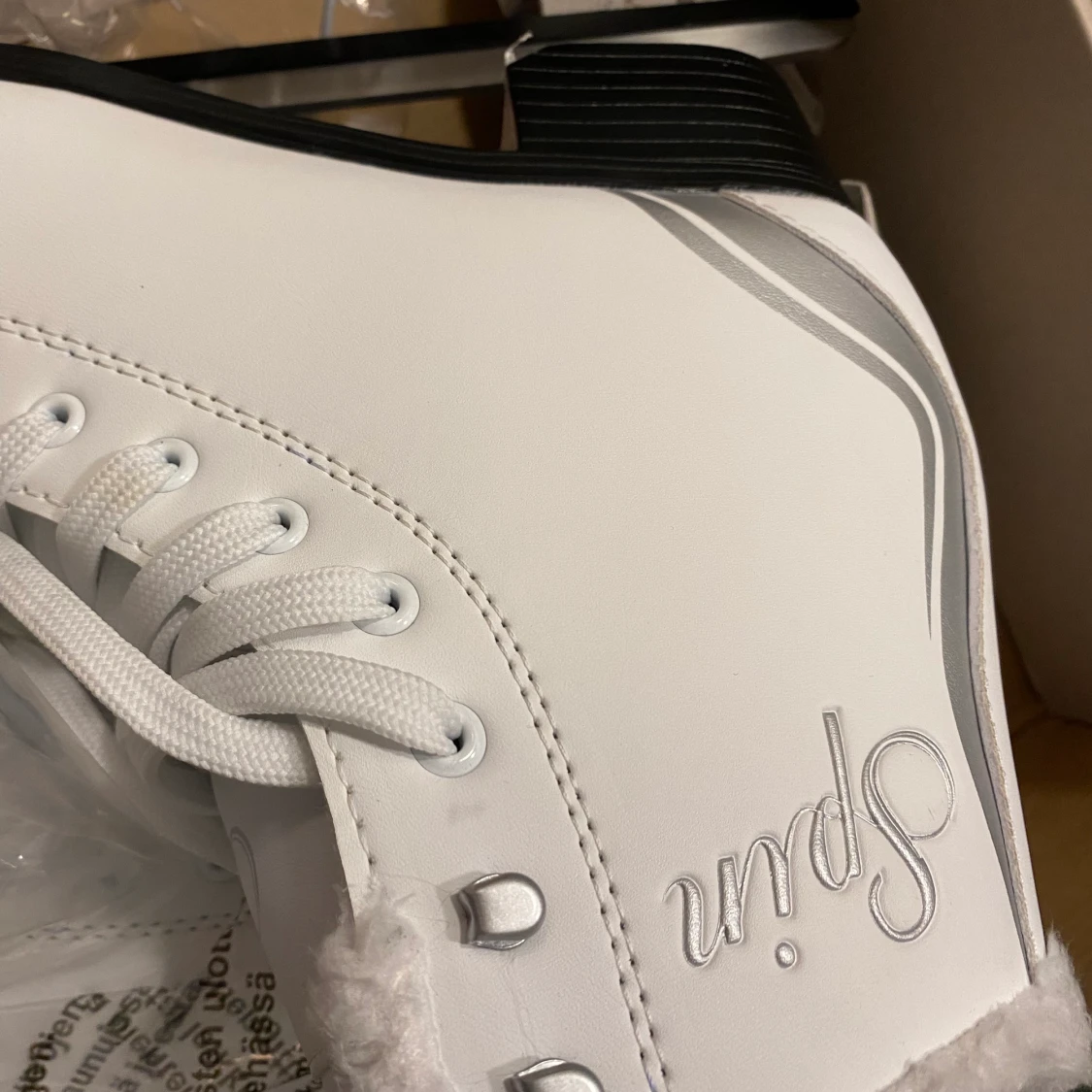 Ice skating shoes size 40 - 90