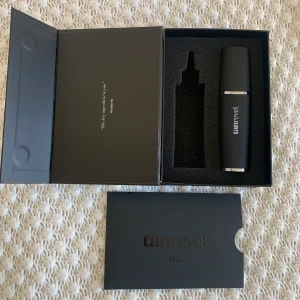 Tanrevel PRO  - Säljer min Tanrevel PRO då den inte kommer till användning. Superbra skick då jag knappt använt den. Säljer endast maskinen och ingen färg. Laddare medföljer 🤎🤎  