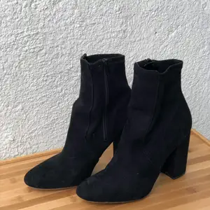 Snygga svart boots 