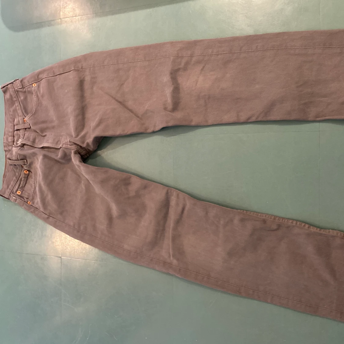 Gråa Levis 501 - 90