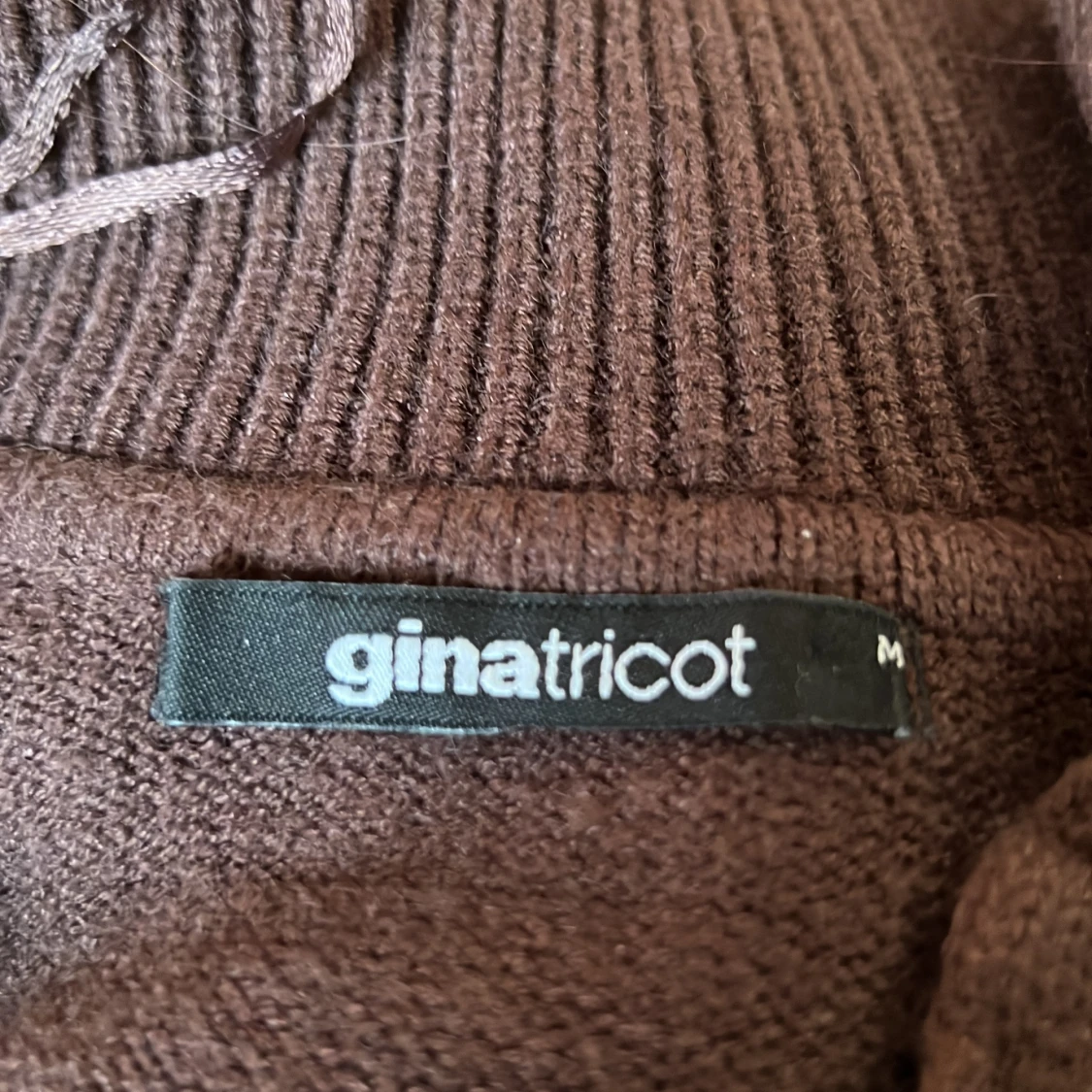 Gina tröja, brun  - 91