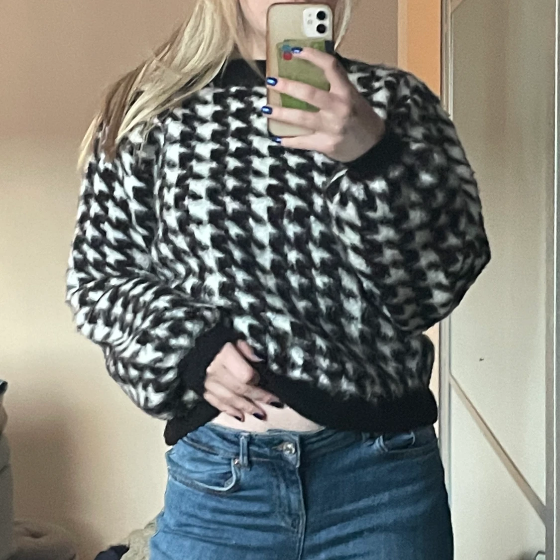 Stickad tröja från NAKD - 90