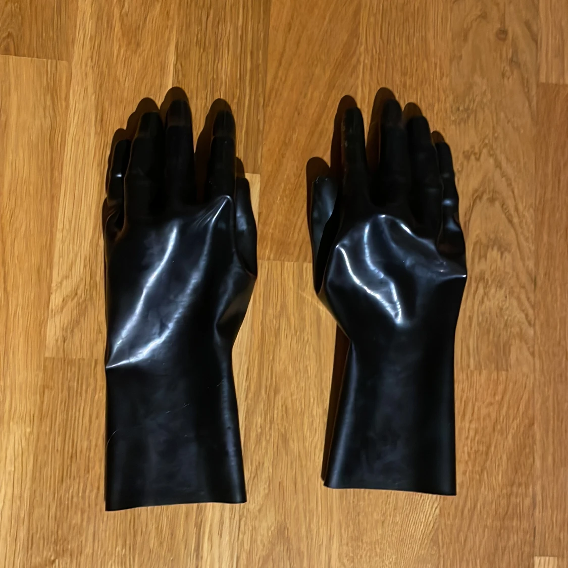 Latex hanskar