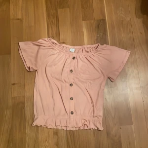 Fin blus från hm  - Jättefin rosa blus från hm 