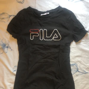 Fila tröja - Skriv för mer info