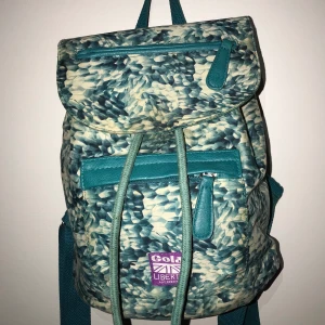 Ryggsäck Gola Liberty  - Liten ryggsäck ifrån Gola Liberty. Osäker på pris så kom med prisförslag. Köp sker via swish och frakt kan variera:) ❤️