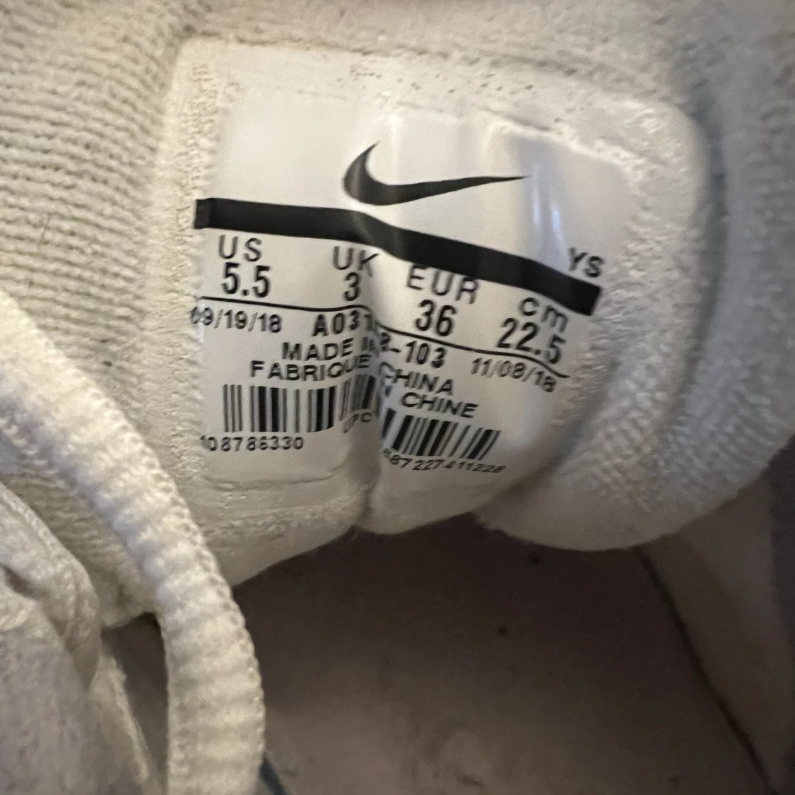 Nike skor strl 36 - 90