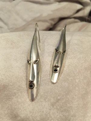 Handgjorda örhängen  - Unika örhängen med ansikten 