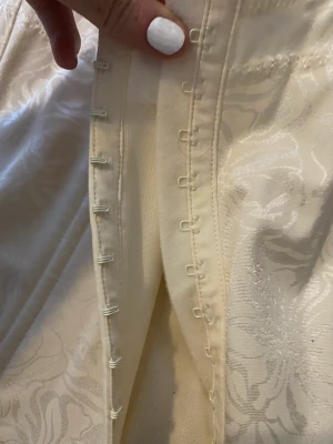 Korset  - Jätte fin men kommer inte till användning, pris går att diskutera 