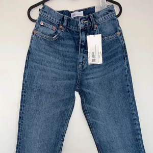 Nya Jeans - Helt nya Zara jeans i storlek 34