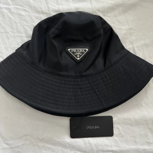 Bucket hat  - Not original but excellent copy  You can’t spot the difference  Bought for 900kr