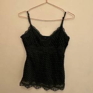 Vintage linne - Min mammas gamla minne från när hon var yngre