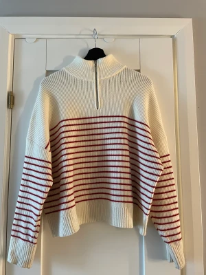 Tröja från Mango - Jättefin tröja från Mango i storlek M