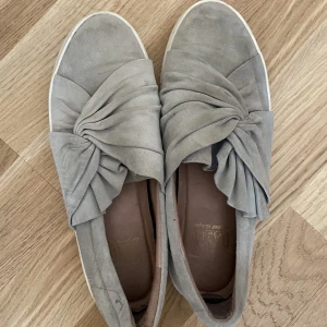 Fin skor - Säljer min skor som är köpa för 1200 kr