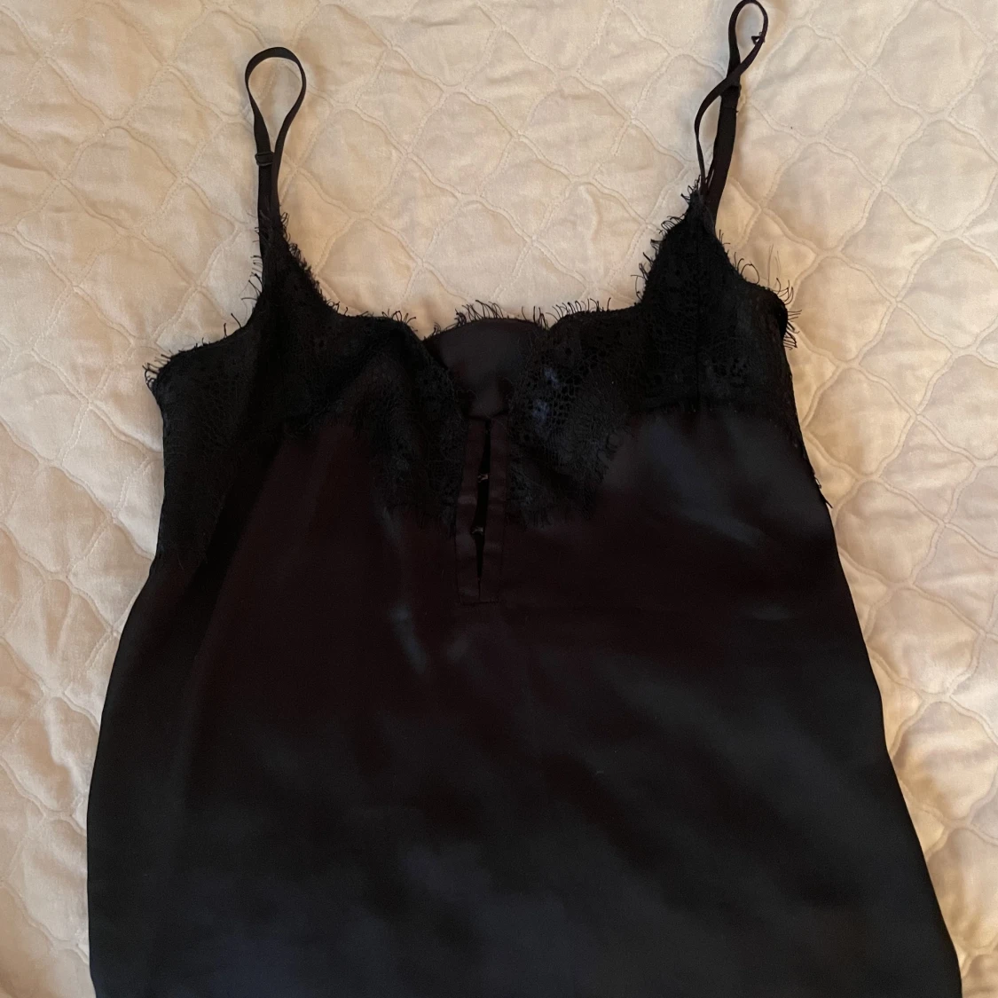 Svart spets- och silkeslinne - 91