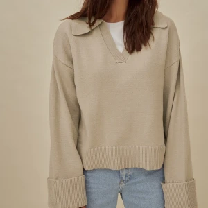 Tröja Nakd  - Helt slutsåld tröja från Nakd! Använd fåtal gånger och inga defekter 💕💕