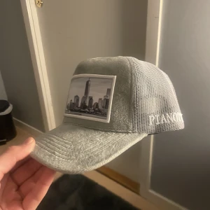 Pianotti keps  - Pianotti keps i skönt skick    Aldrig använd   🤙/Vincent 