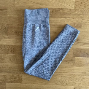 Gymshark träningstights  - Träningstights frön Gymshark i blå färg. Änvända en gång så de är i bra skick 