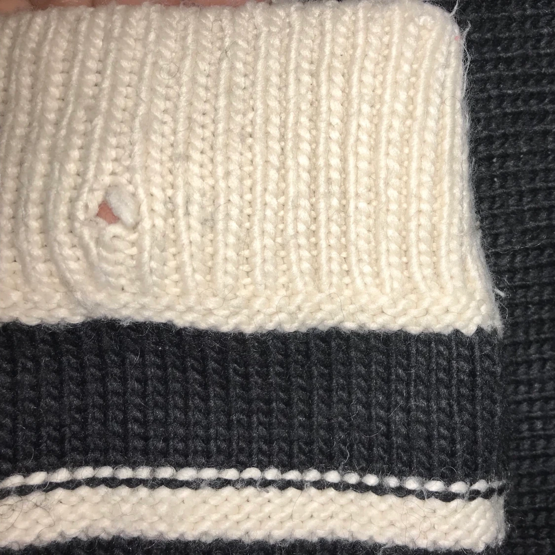 H&M Stickad tröja i XS  - 91