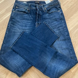 Jack and Jones Skin Fit Jeans Herr - storlek 28/32