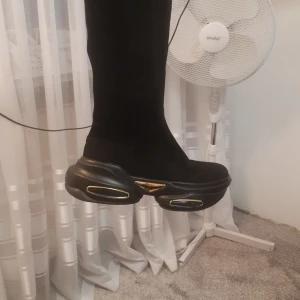 40 - Momckastövlar , nyskick ,st40,25cm 