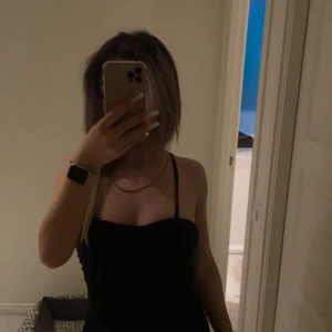 Klänning  - En klänning från Giorgia i storleken S/M. Aldrig använt och köpt för 599 och säljs för 190. Prislappen är kvar dessutom , hör av er för flera bilder.  Hör av er ang priset