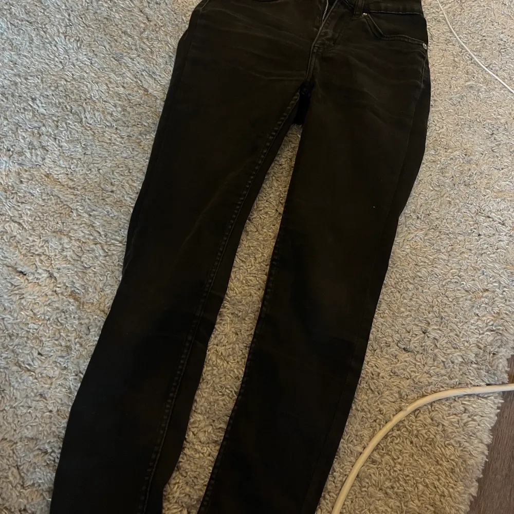 Svarta jeans från lager 157, storlek xs. Jeans & Byxor.