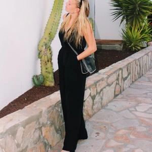 Svart jumpsuit  - Svart jumpsuit❤️❤️