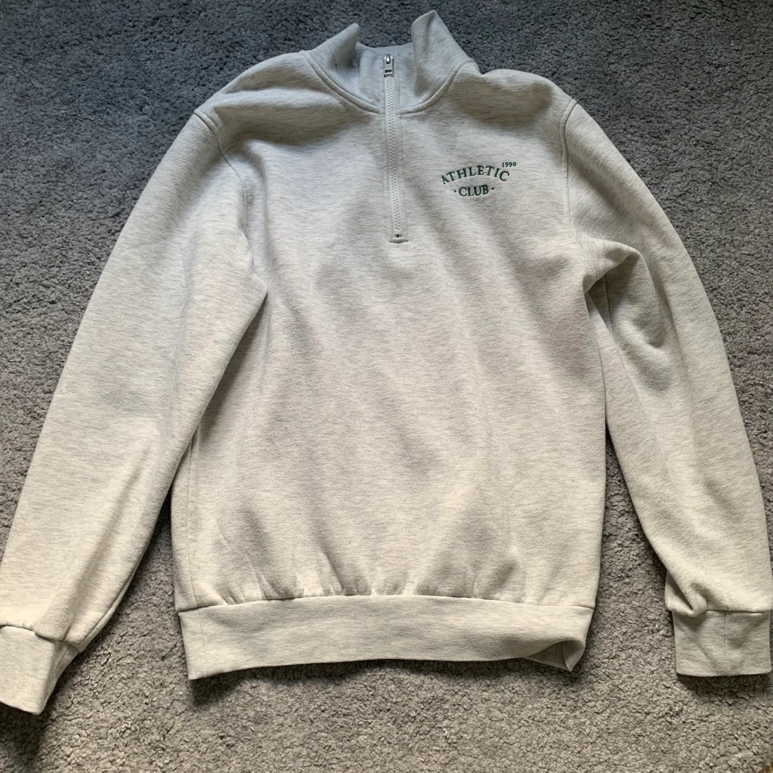 Half zip från jack & Jones i storlek S