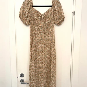 Helt ny långklänning - Helt ny långklänning