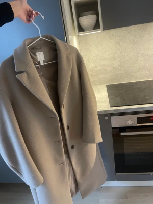 Zara kappa - Säljer min fina oanvända kappa från zara